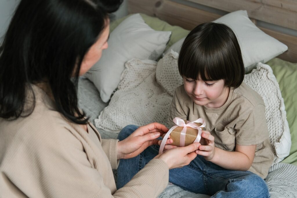 Le cadeau original nouvelle génération : entre technologie et émotion
